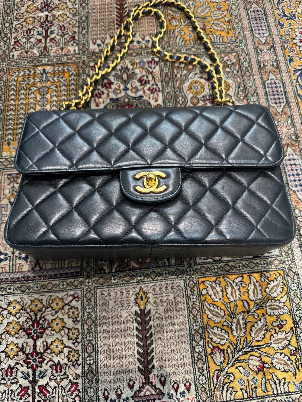 Authentic Vintage CHANEL Black 2 Sided Quilted Shoulder Bag with Gold Chain - Picture 3 of 17